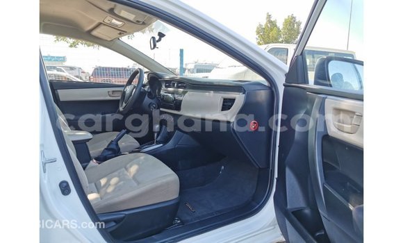 Sayi Imported Toyota Corolla White Mota in Import - Dubai a Ashanti Sayi Imported Toyota Corolla White Mota in Import - Dubai a Ashanti