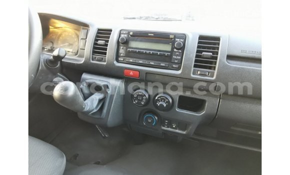 Buy Import Toyota Hiace White Car in Import - Dubai in Ashanti Buy Import Toyota Hiace White Car in Import - Dubai in Ashanti