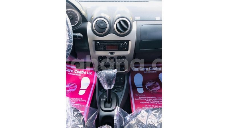 Big with watermark renault duster ashanti import dubai 16845