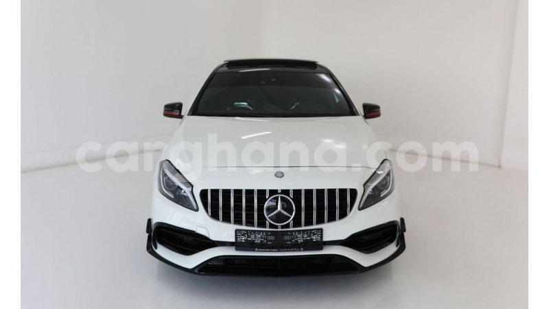 Big with watermark mercedes benz a200 ashanti import dubai 16853