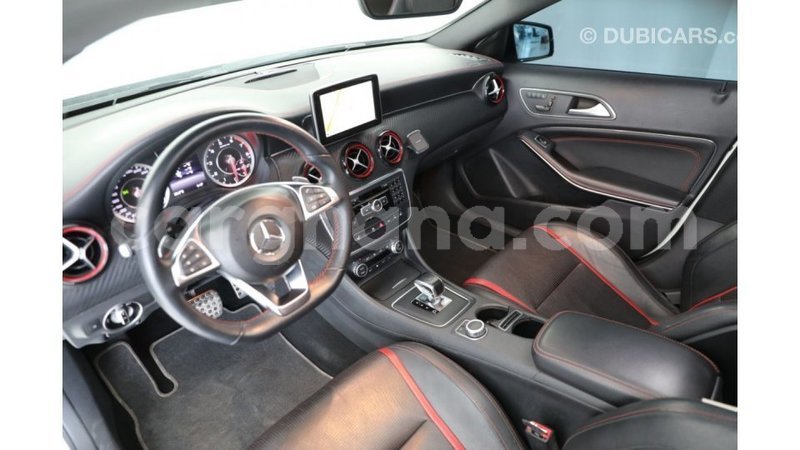 Big with watermark mercedes benz a200 ashanti import dubai 16853