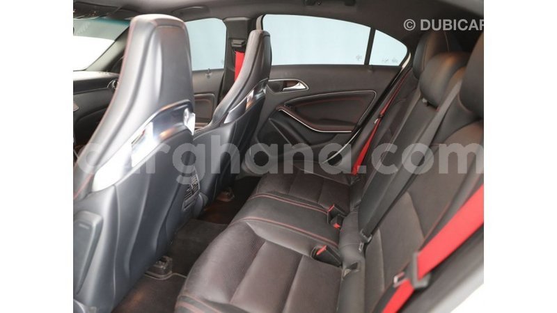 Big with watermark mercedes benz a200 ashanti import dubai 16853