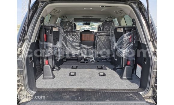 Buy Import Toyota Land Cruiser Black Car in Import - Dubai in Ashanti Buy Import Toyota Land Cruiser Black Car in Import - Dubai in Ashanti