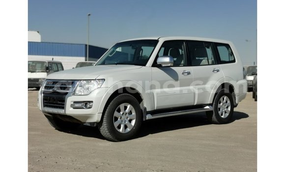 Buy Import Mitsubishi Pajero White Car in Import - Dubai in Ashanti Buy Import Mitsubishi Pajero White Car in Import - Dubai in Ashanti