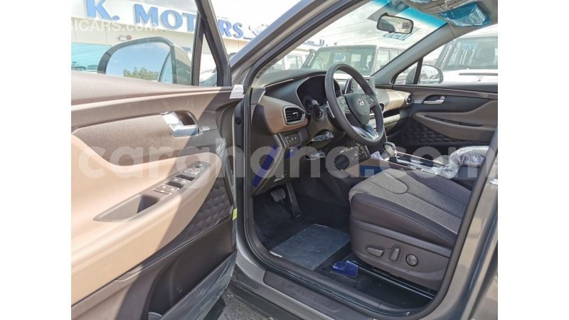 Big with watermark hyundai santa fe ashanti import dubai 16889