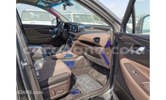 Sayi Imported Hyundai Santa Fe Sauran Mota in Import - Dubai a Ashanti Sayi Imported Hyundai Santa Fe Sauran Mota in Import - Dubai a Ashanti