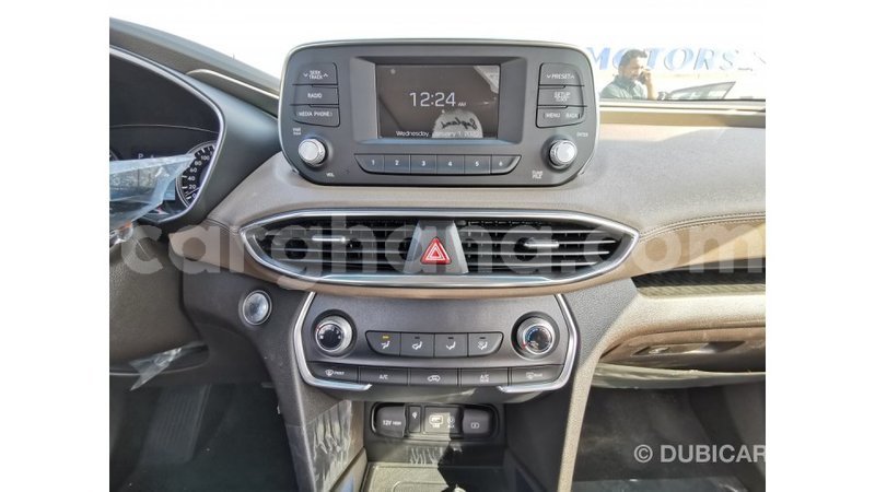 Big with watermark hyundai santa fe ashanti import dubai 16889