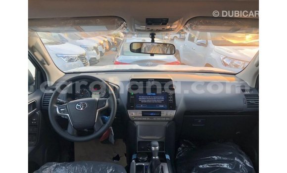 Sayi Imported Toyota Prado White Mota in Import - Dubai a Ashanti Sayi Imported Toyota Prado White Mota in Import - Dubai a Ashanti
