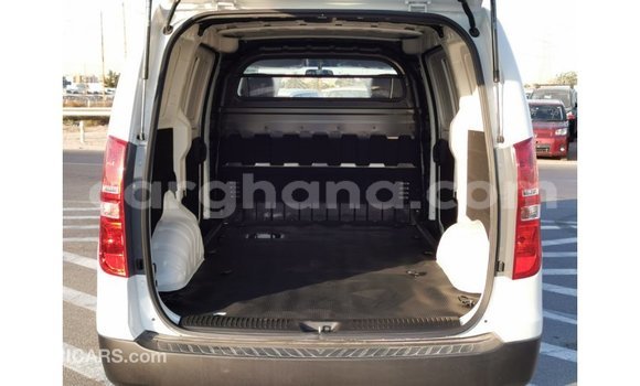 Buy Import Hyundai Cargo White Car in Import - Dubai in Ashanti Buy Import Hyundai Cargo White Car in Import - Dubai in Ashanti