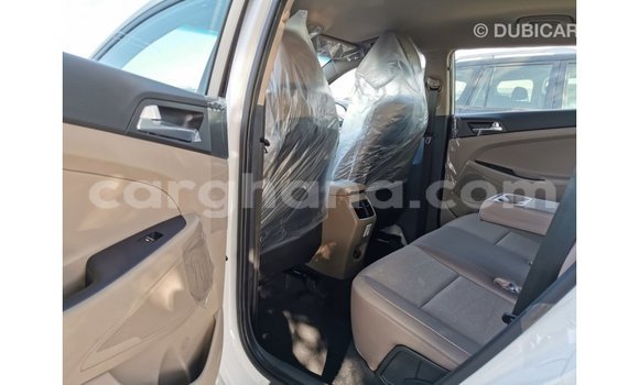 Buy Import Hyundai Tucson White Car in Import - Dubai in Ashanti Buy Import Hyundai Tucson White Car in Import - Dubai in Ashanti
