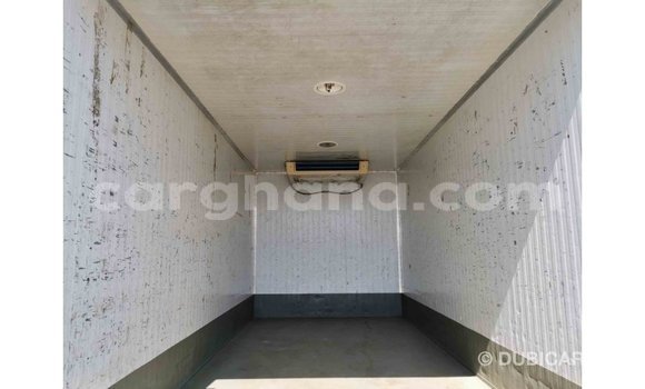 Buy Import Mitsubishi Carisma White Car in Import - Dubai in Ashanti Buy Import Mitsubishi Carisma White Car in Import - Dubai in Ashanti