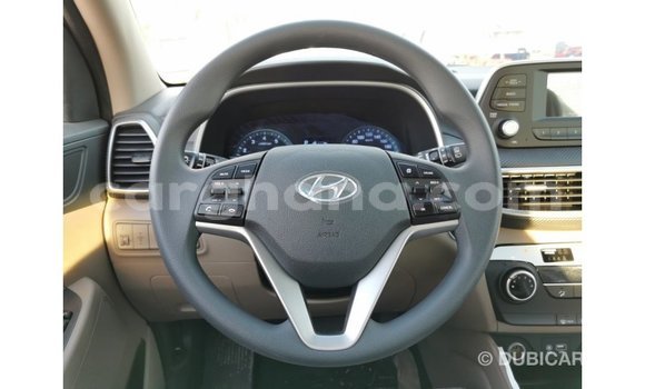 Sayi Imported Hyundai Tucson White Mota in Import - Dubai a Ashanti Sayi Imported Hyundai Tucson White Mota in Import - Dubai a Ashanti
