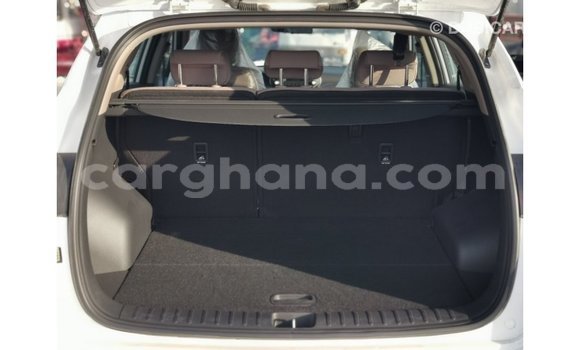 Sayi Imported Hyundai Tucson White Mota in Import - Dubai a Ashanti Sayi Imported Hyundai Tucson White Mota in Import - Dubai a Ashanti