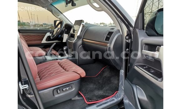 Ra Imported Toyota Land Cruiser Black Ọkọ̀ in Import - Dubai ni Ashanti Ra Imported Toyota Land Cruiser Black Ọkọ̀ in Import - Dubai ni Ashanti