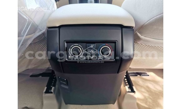 Sayi Imported Toyota Prado White Mota in Import - Dubai a Ashanti Sayi Imported Toyota Prado White Mota in Import - Dubai a Ashanti