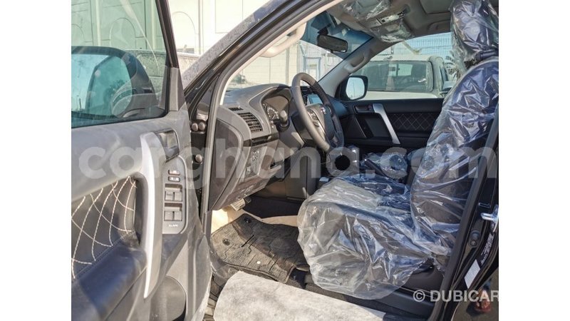 Big with watermark toyota prado ashanti import dubai 16950