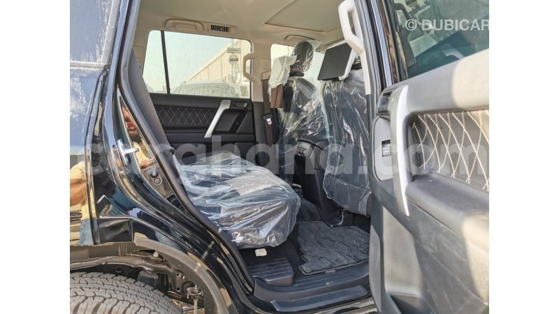 Big with watermark toyota prado ashanti import dubai 16950