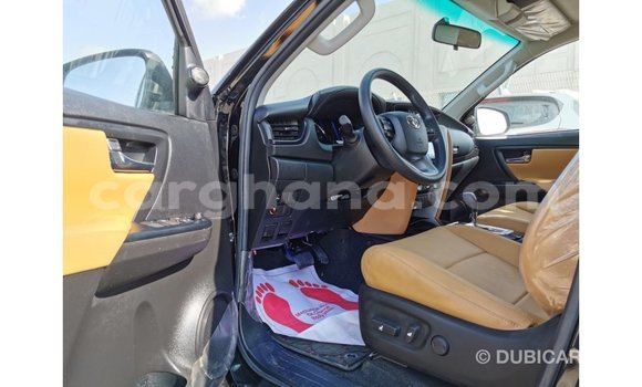 Sayi Imported Toyota Fortuner Black Mota in Import - Dubai a Ashanti Sayi Imported Toyota Fortuner Black Mota in Import - Dubai a Ashanti