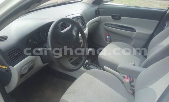 Buy Used Hyundai Accent White Car in Accra in Greater Accra Buy Used Hyundai Accent White Car in Accra in Greater Accra
