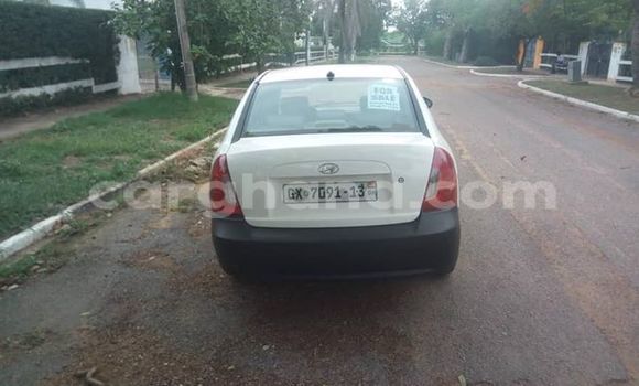 Buy Used Hyundai Accent White Car in Accra in Greater Accra Buy Used Hyundai Accent White Car in Accra in Greater Accra