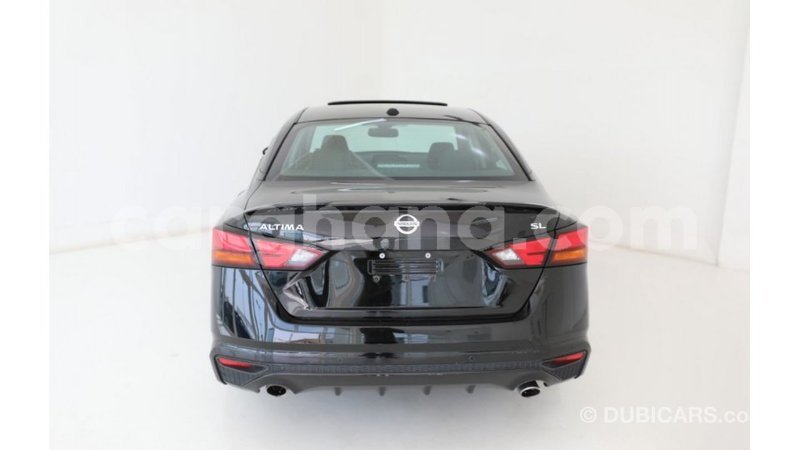 Big with watermark nissan altima ashanti import dubai 16980