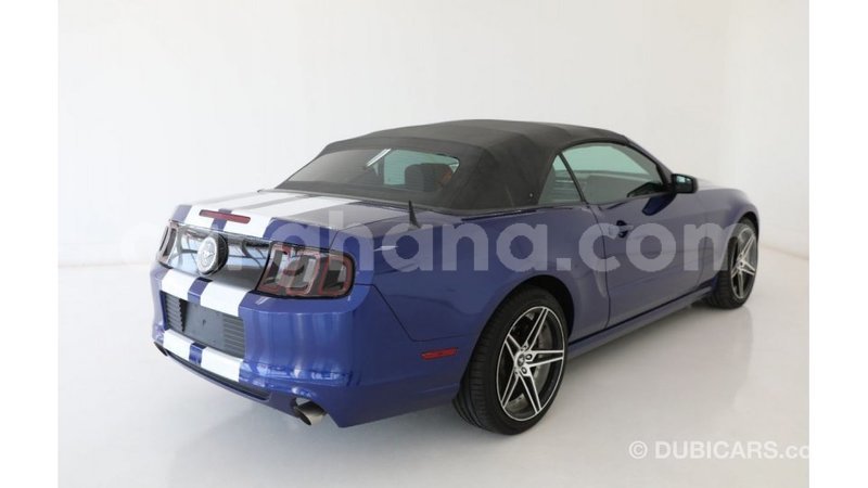 Big with watermark ford mustang ashanti import dubai 16979