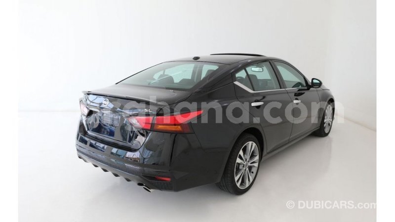 Big with watermark nissan altima ashanti import dubai 16980