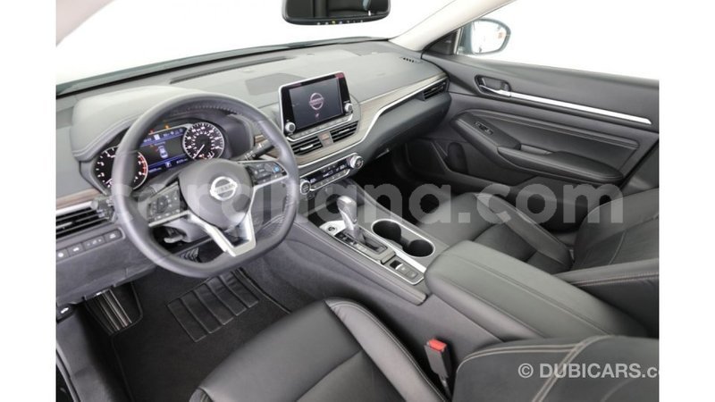 Big with watermark nissan altima ashanti import dubai 16980