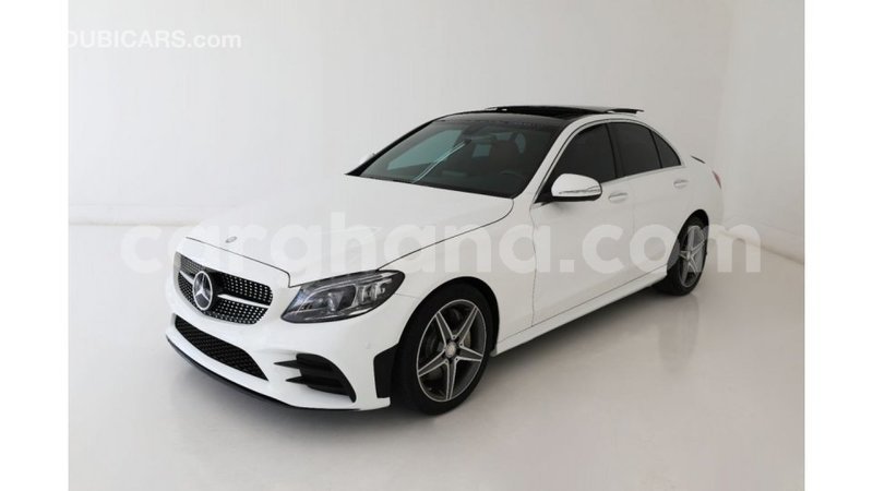 Big with watermark mercedes benz a200 ashanti import dubai 16981