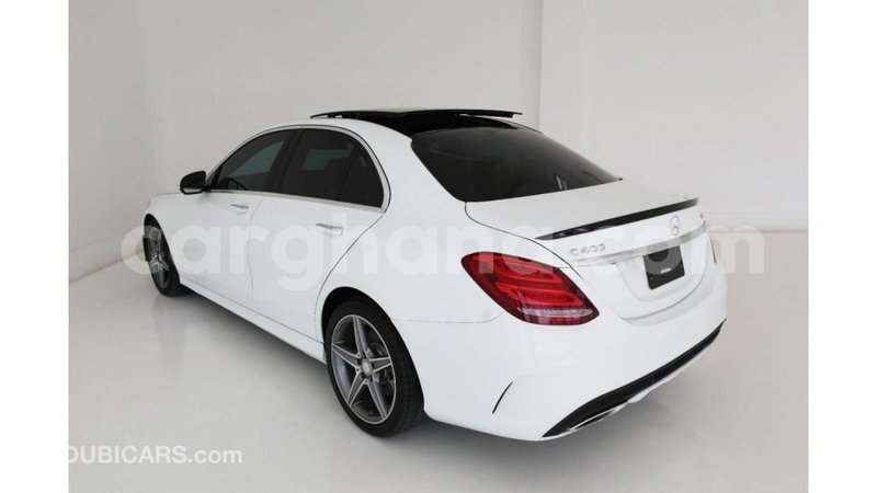 Big with watermark mercedes benz a200 ashanti import dubai 16981