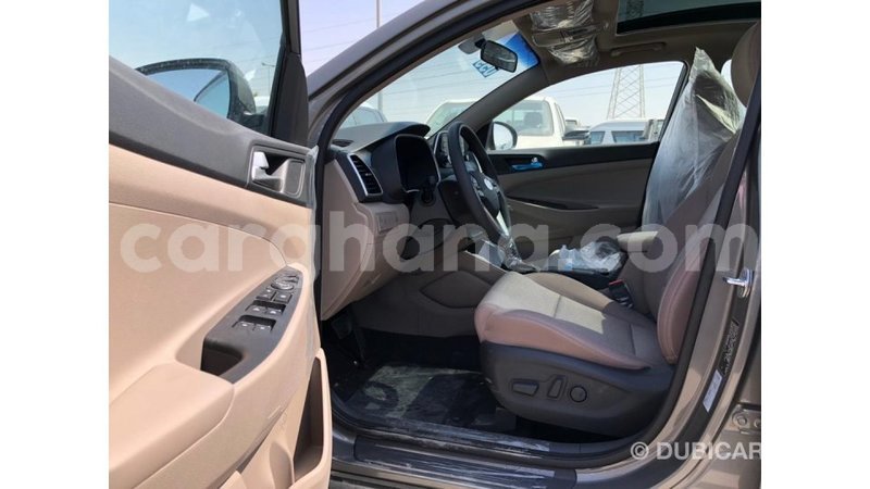 Big with watermark hyundai tucson ashanti import dubai 17012