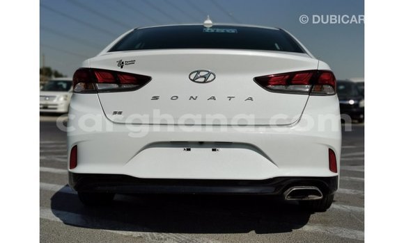 Ra Imported Hyundai Sonata funfun Ọkọ̀ in Import - Dubai ni Ashanti Ra Imported Hyundai Sonata funfun Ọkọ̀ in Import - Dubai ni Ashanti