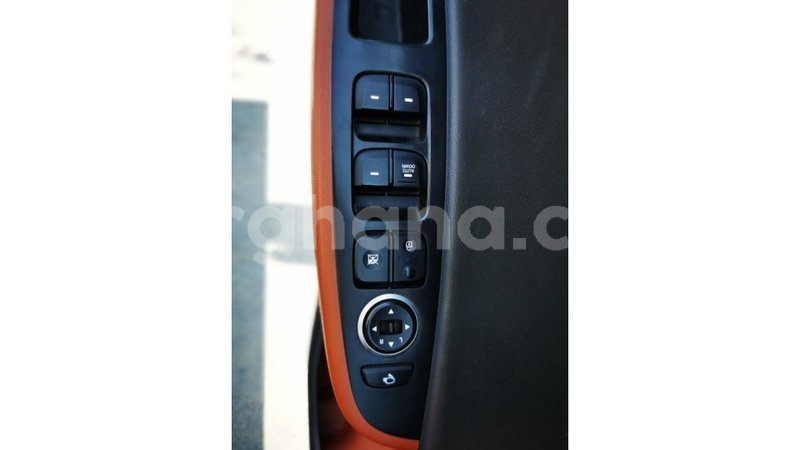 Big with watermark hyundai i10 ashanti import dubai 17028