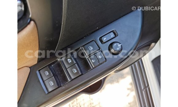 Ra Imported Toyota Fortuner funfun Ọkọ̀ in Import - Dubai ni Ashanti Ra Imported Toyota Fortuner funfun Ọkọ̀ in Import - Dubai ni Ashanti