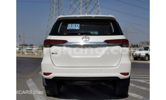 Buy Import Toyota Fortuner White Car in Import - Dubai in Ashanti Buy Import Toyota Fortuner White Car in Import - Dubai in Ashanti