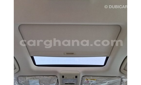 Sayi Imported Toyota Land Cruiser White Mota in Import - Dubai a Ashanti Sayi Imported Toyota Land Cruiser White Mota in Import - Dubai a Ashanti