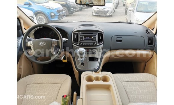 Buy Import Hyundai Accent Other Car in Import - Dubai in Ashanti Buy Import Hyundai Accent Other Car in Import - Dubai in Ashanti