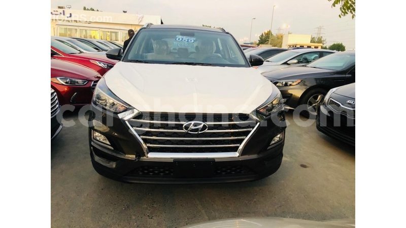 Big with watermark hyundai tucson ashanti import dubai 17054