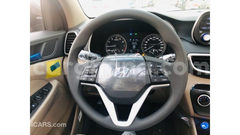 Big with watermark hyundai tucson ashanti import dubai 17054