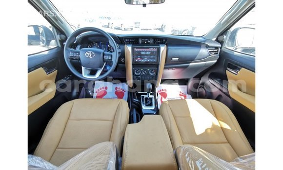 Ra Imported Toyota Fortuner Black Ọkọ̀ in Import - Dubai ni Ashanti Ra Imported Toyota Fortuner Black Ọkọ̀ in Import - Dubai ni Ashanti
