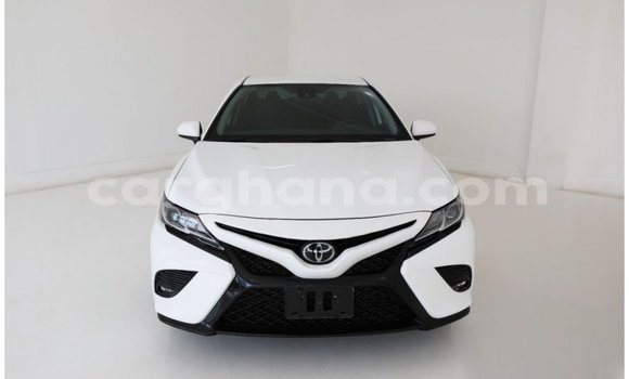 Ra Imported Toyota Camry funfun Ọkọ̀ in Import - Dubai ni Ashanti Ra Imported Toyota Camry funfun Ọkọ̀ in Import - Dubai ni Ashanti