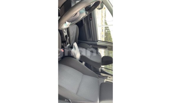 Sayi Imported Toyota Hilux White Mota in Import - Dubai a Ashanti Sayi Imported Toyota Hilux White Mota in Import - Dubai a Ashanti