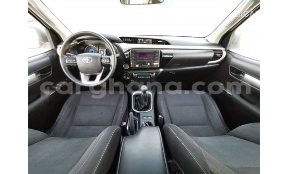 Buy Import Toyota Hilux White Car in Import - Dubai in Ashanti Buy Import Toyota Hilux White Car in Import - Dubai in Ashanti