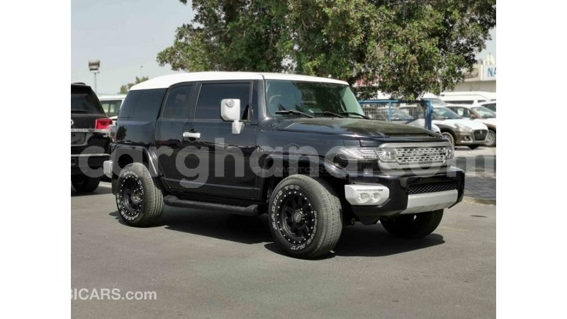 Big with watermark toyota fj cruiser ashanti import dubai 17110