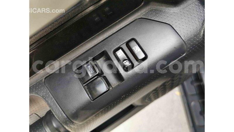 Big with watermark toyota fj cruiser ashanti import dubai 17110