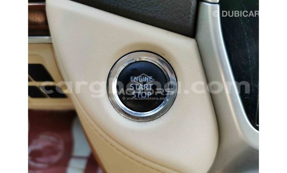 Ra Imported Toyota Land Cruiser funfun Ọkọ̀ in Import - Dubai ni Ashanti Ra Imported Toyota Land Cruiser funfun Ọkọ̀ in Import - Dubai ni Ashanti