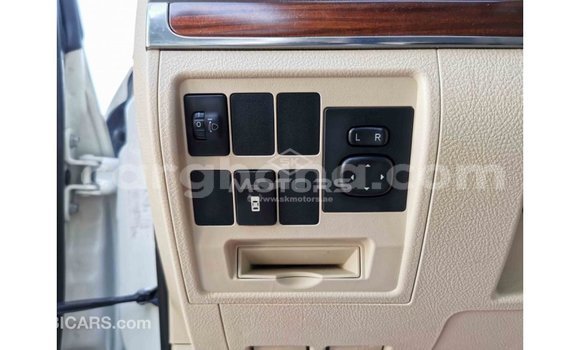 Ra Imported Toyota Land Cruiser funfun Ọkọ̀ in Import - Dubai ni Ashanti Ra Imported Toyota Land Cruiser funfun Ọkọ̀ in Import - Dubai ni Ashanti