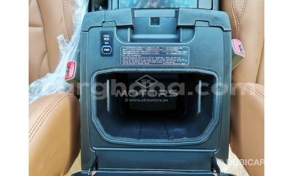 Ra Imported Toyota Land Cruiser funfun Ọkọ̀ in Import - Dubai ni Ashanti Ra Imported Toyota Land Cruiser funfun Ọkọ̀ in Import - Dubai ni Ashanti