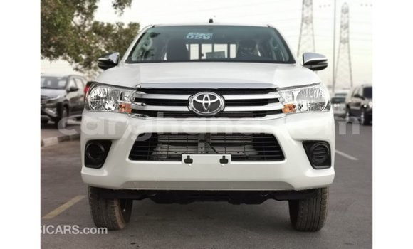 Buy Import Toyota Hilux White Car in Import - Dubai in Ashanti Buy Import Toyota Hilux White Car in Import - Dubai in Ashanti