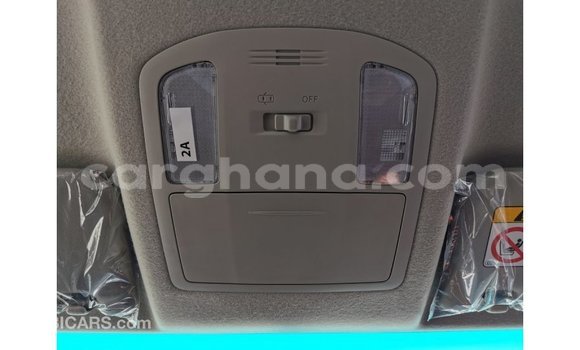 Buy Import Toyota Hilux White Car in Import - Dubai in Ashanti Buy Import Toyota Hilux White Car in Import - Dubai in Ashanti